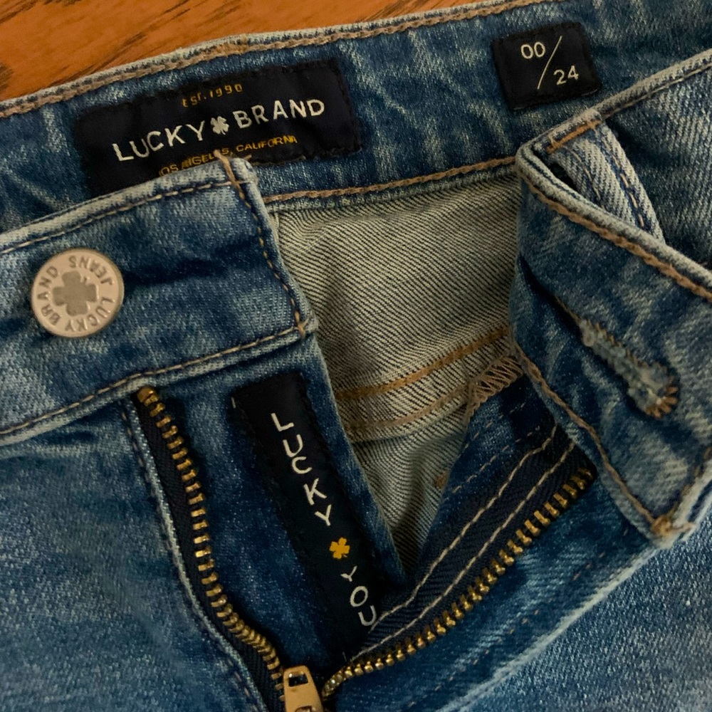 Lucky Brand low rise mom jeans